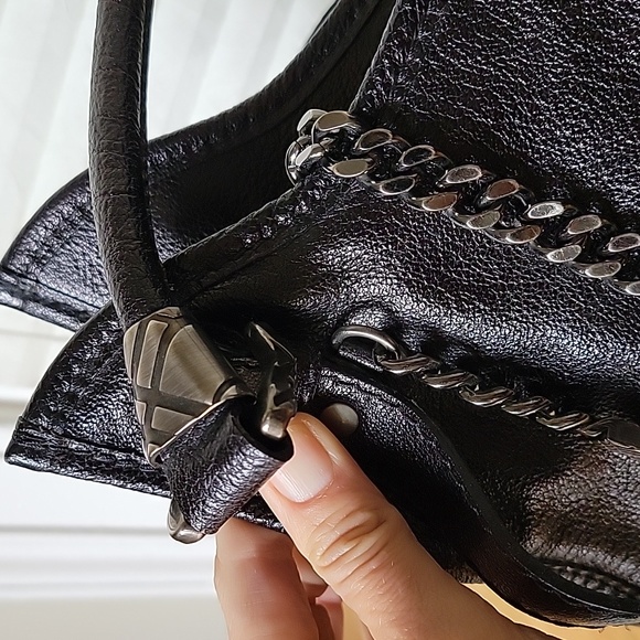 New without tags Burberry check chain satchel black leather - Picture 4 of 7